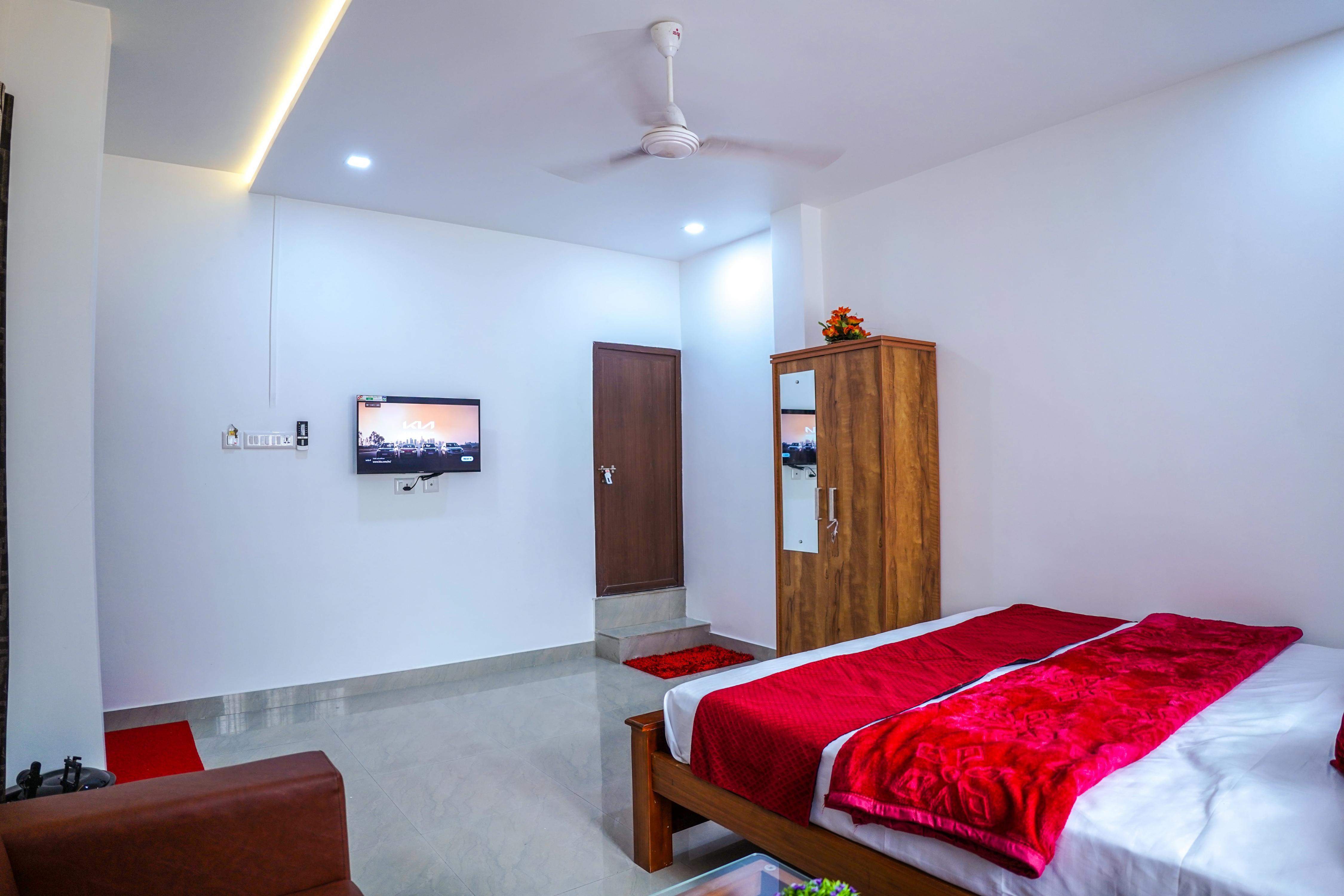 Pravasi Tower Room Type - AC FAMILY SUITE ROOM
