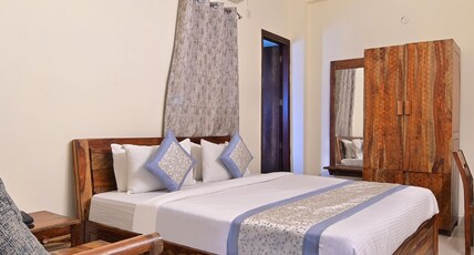 Hotel The York @ Sector 63 Room Type - Superior Double Room