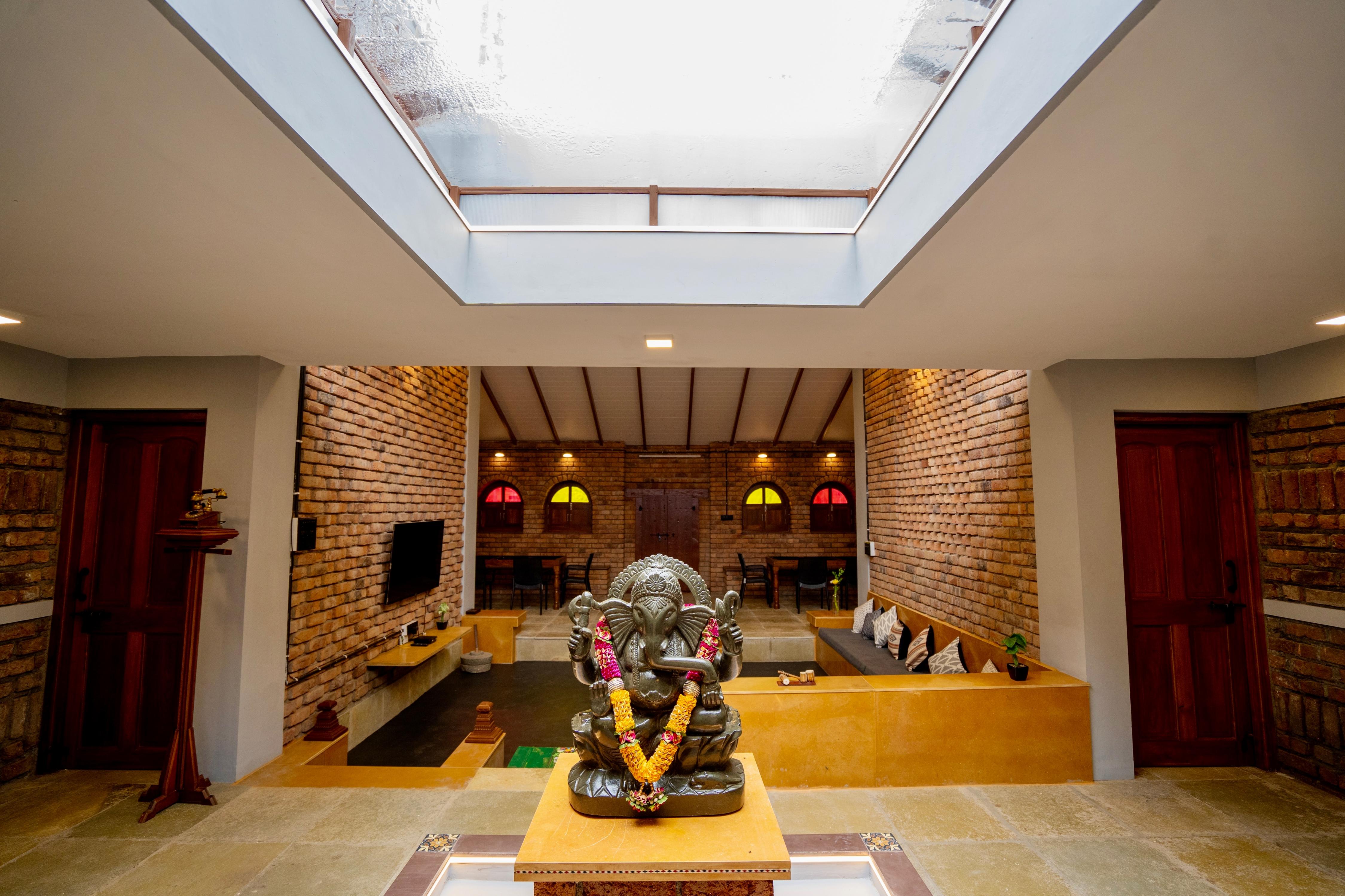 The Brick mansion Luxurious Villa in Nashik - Tap to explore photos