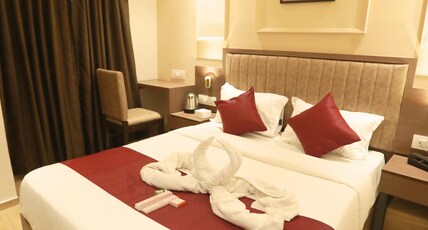 Hotel Horizon Inn Near Exhibition Center Room Type - Standard Double Room