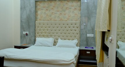 BM7 HOTEL Room Type - Deluxe Room
