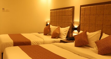 Hotel Sai Pritam Room Type - QUADRUPLE ROOM with PRIVATE BATHROOM