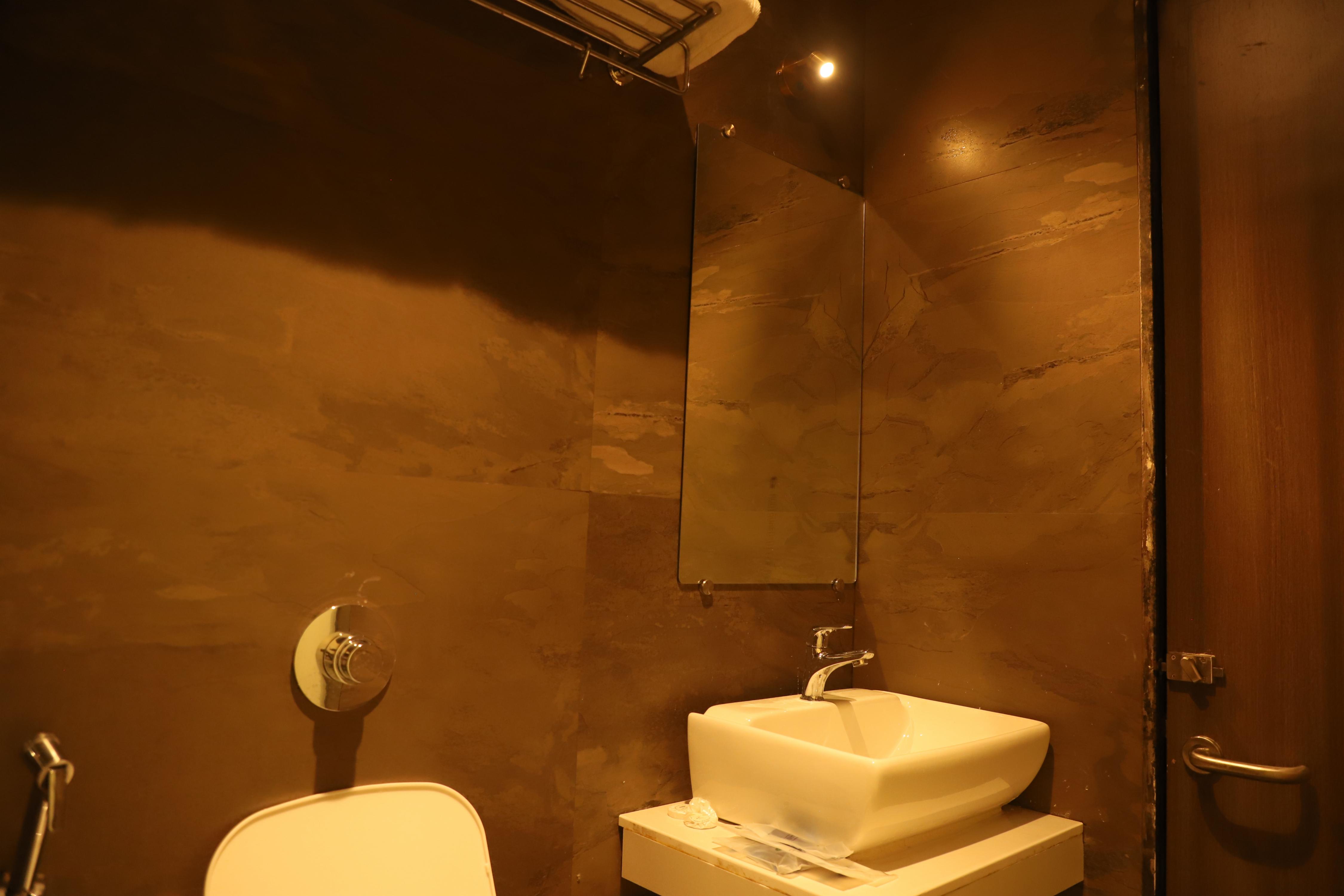 Hotel Sai Pritam Room Type - Twin Room with Private Bathroom
