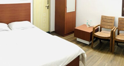 Hotel Sri Sai Balaji Towers Room Type - Deluxe AC Room