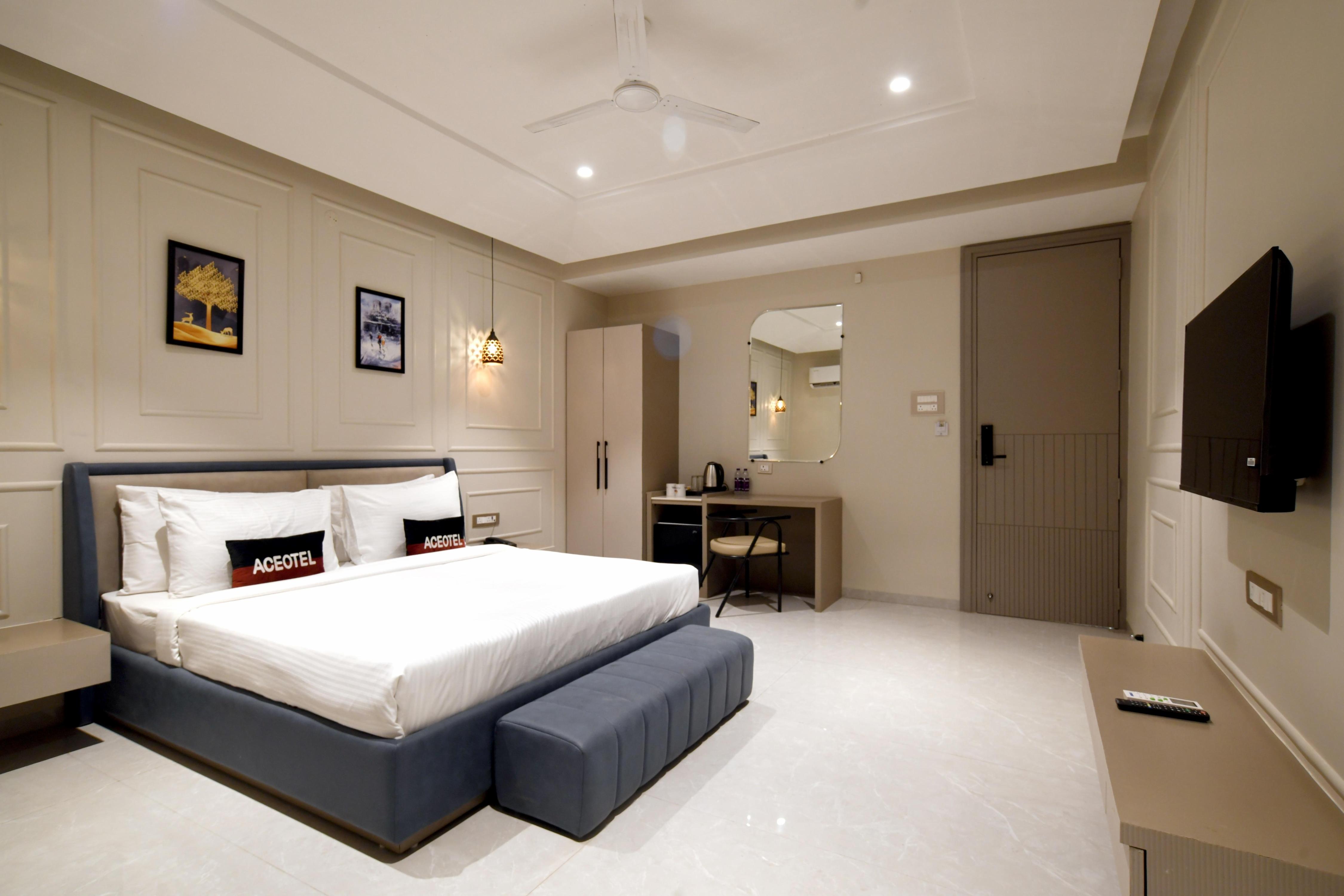 Aceotel Select Tulsi Vijay Nagar - A Luxury Boutique Hotel Room Type - Ace Premium with Balcony