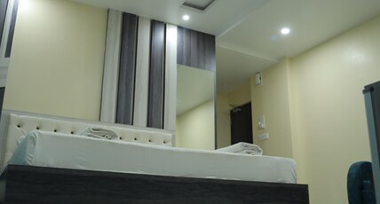 Jyotsna International Room Type - Royal Room
