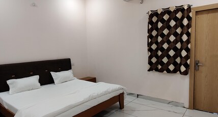 P square Inn Room Type - 2 AC Bedroom With  Attached bathroom