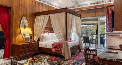 Mayfair Jungpana Room Type - The G.W. O Brien Suite with Balcony