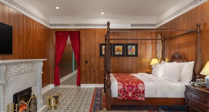 Mayfair Jungpana Room Type - The Pawan Chetri Suite with Jacuzzi