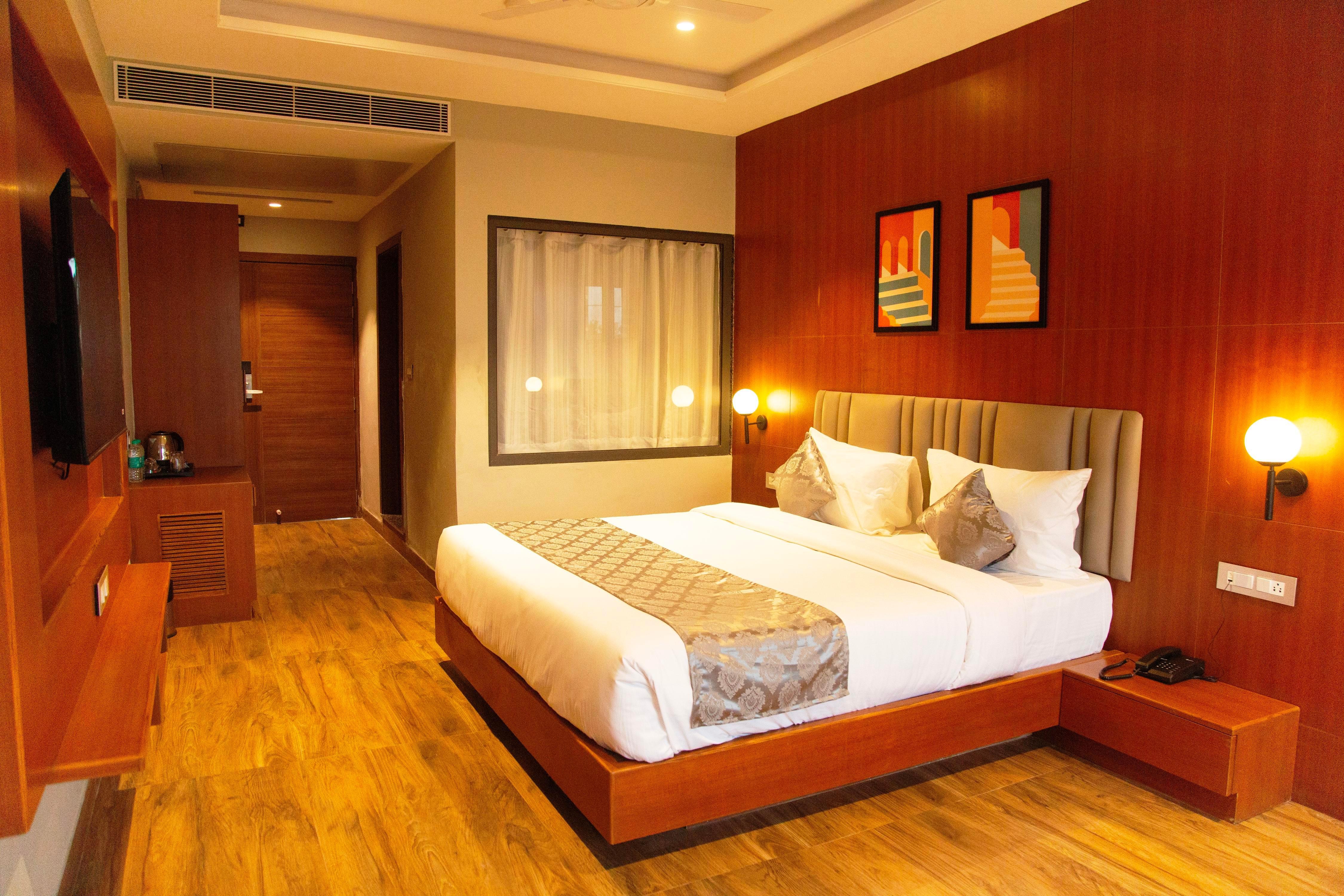 Cosmos Westend City Centre Room Type - Executive Room