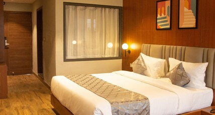 Cosmos Westend City Centre Room Type - Executive Room Cosmos Westend City Centre Room Type - Executive Room