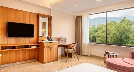 The Prominence Room Type - Prominent Premier Room with Mussoorie view (Non Smoking Room)