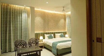 Hotel Laksh Room Type - Superior Room