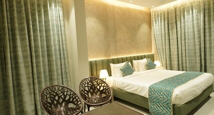Hotel Laksh Room Type - Superior Room