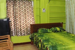 Centaurus Homestays  Green