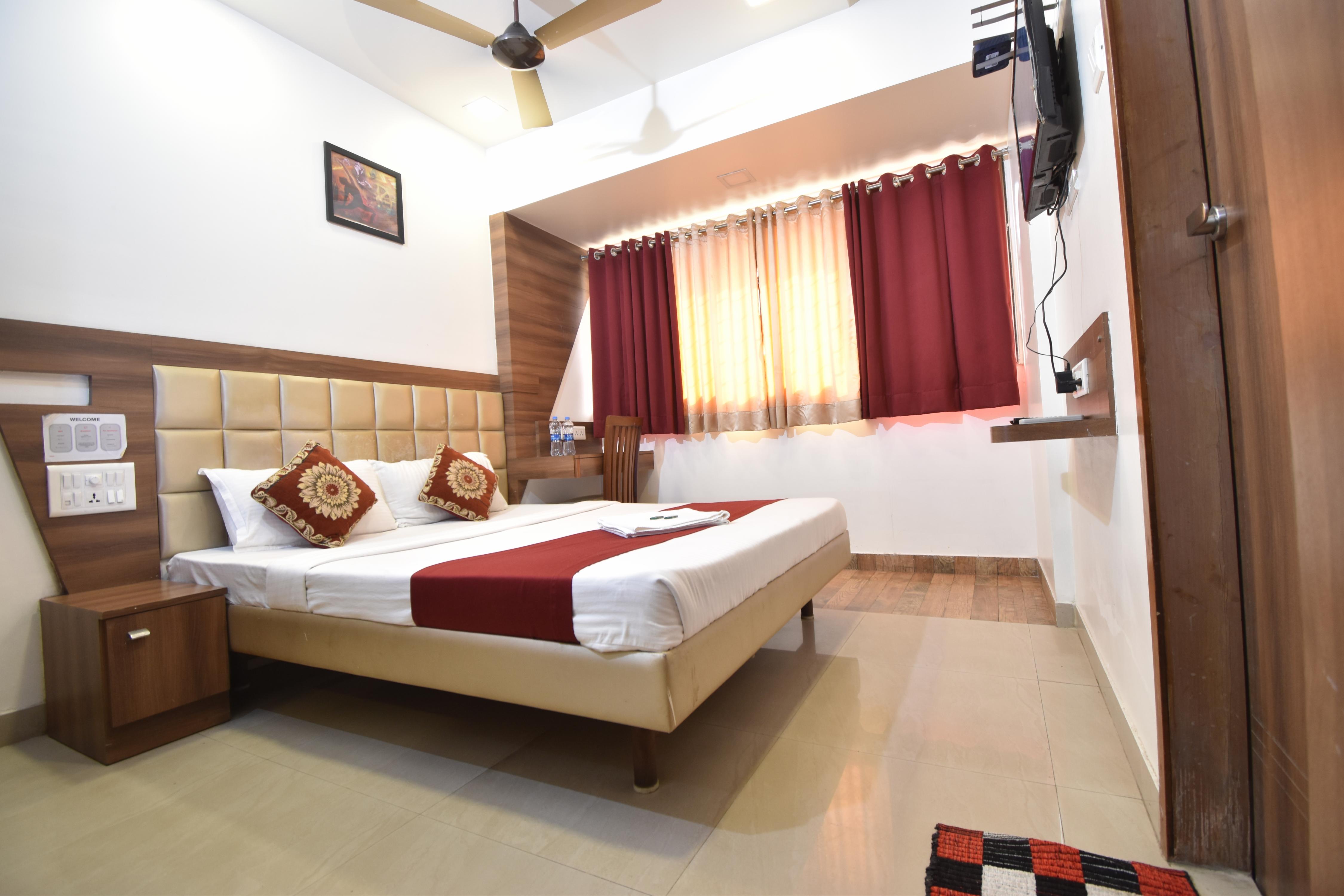 Hotel Candor Amigo Kamothe Room Type - Suite Room