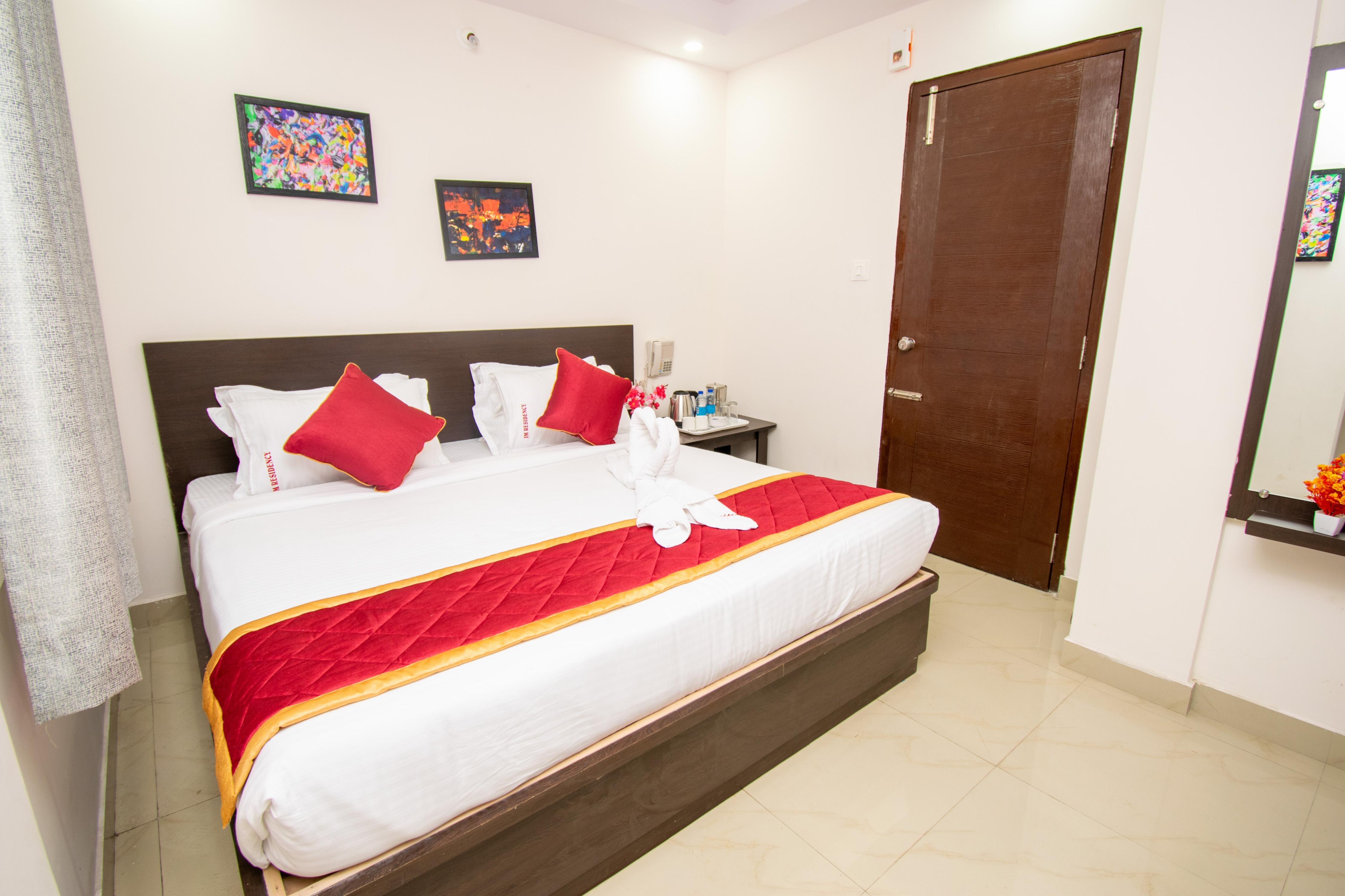 Octave Hotel JM Residency Room Type - Deluxe Non AC Room