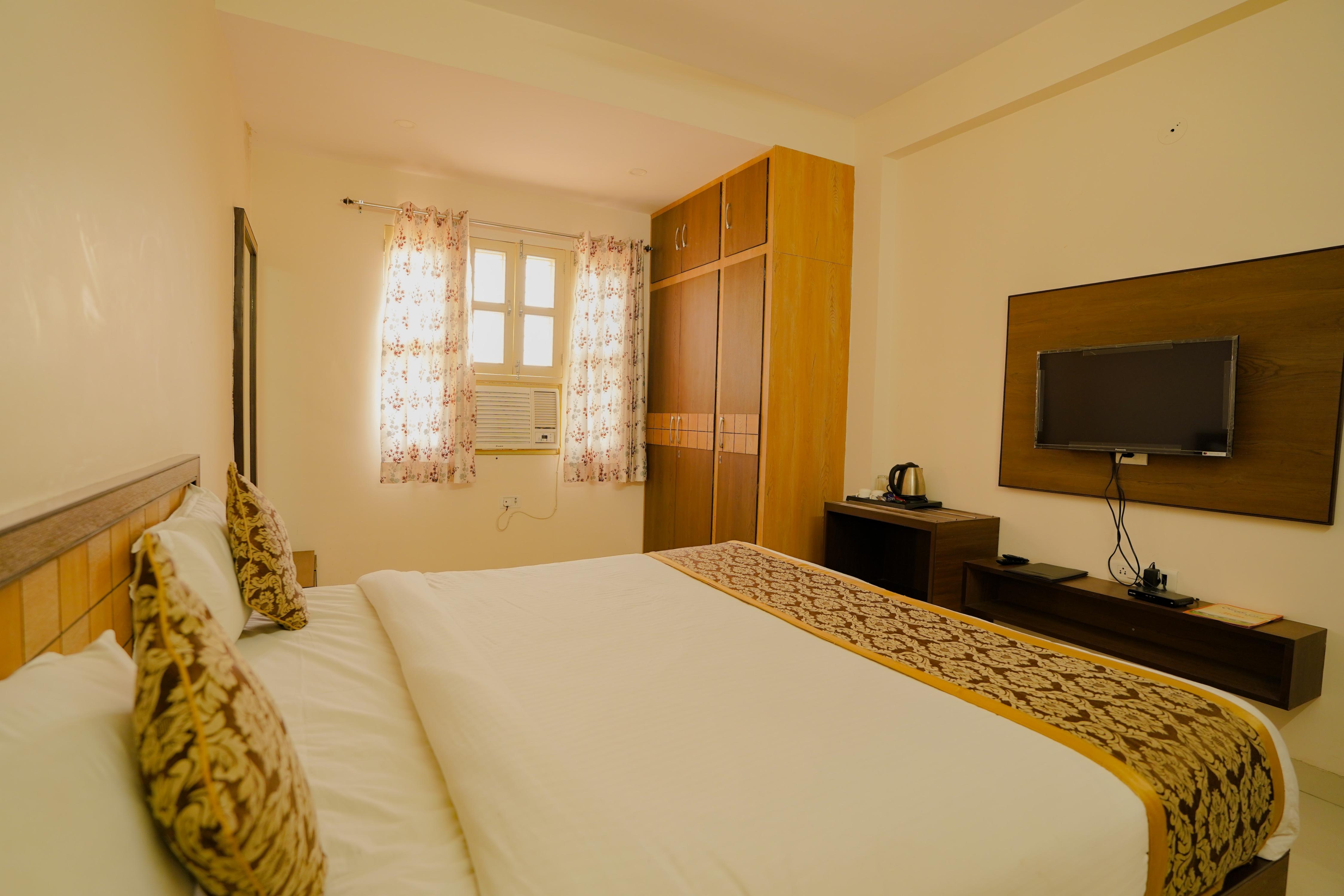 2 BHK FLAT FACING JAIPUR INTERNATIONAL AIRPORT - Tap to explore photos