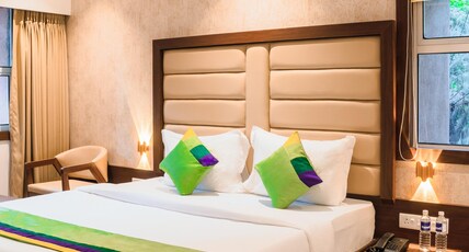 Treebo Serenity Inn, Koregaon Park Room Type - Deluxe Room
