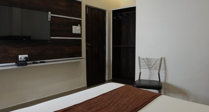 Megh Inn Room Type - Deluxe Rooms Megh Inn Room Type - Deluxe Rooms