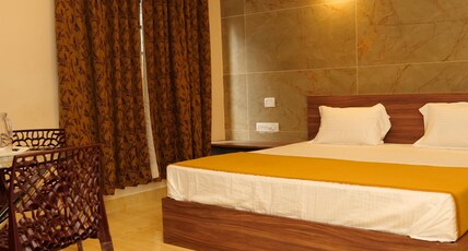 MPS Royal Palace Room Type - Standard AC Room