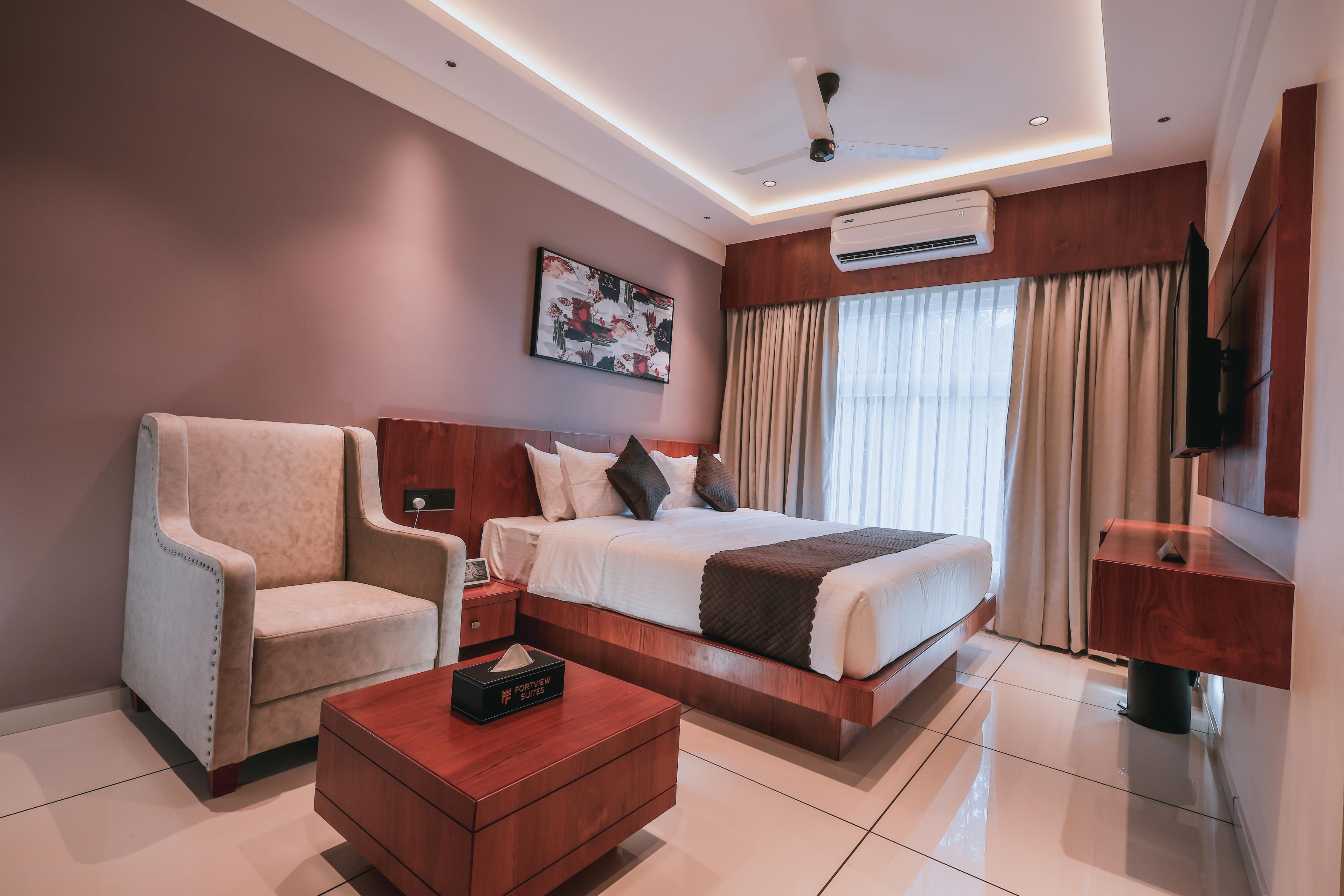 Fortview Suites Room Type - Superior King Room