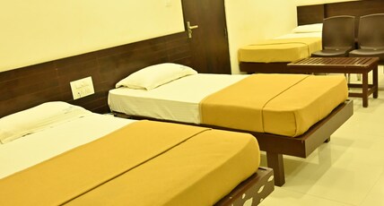 Sunshine Residency Room Type - Executive 5 bedded Ac