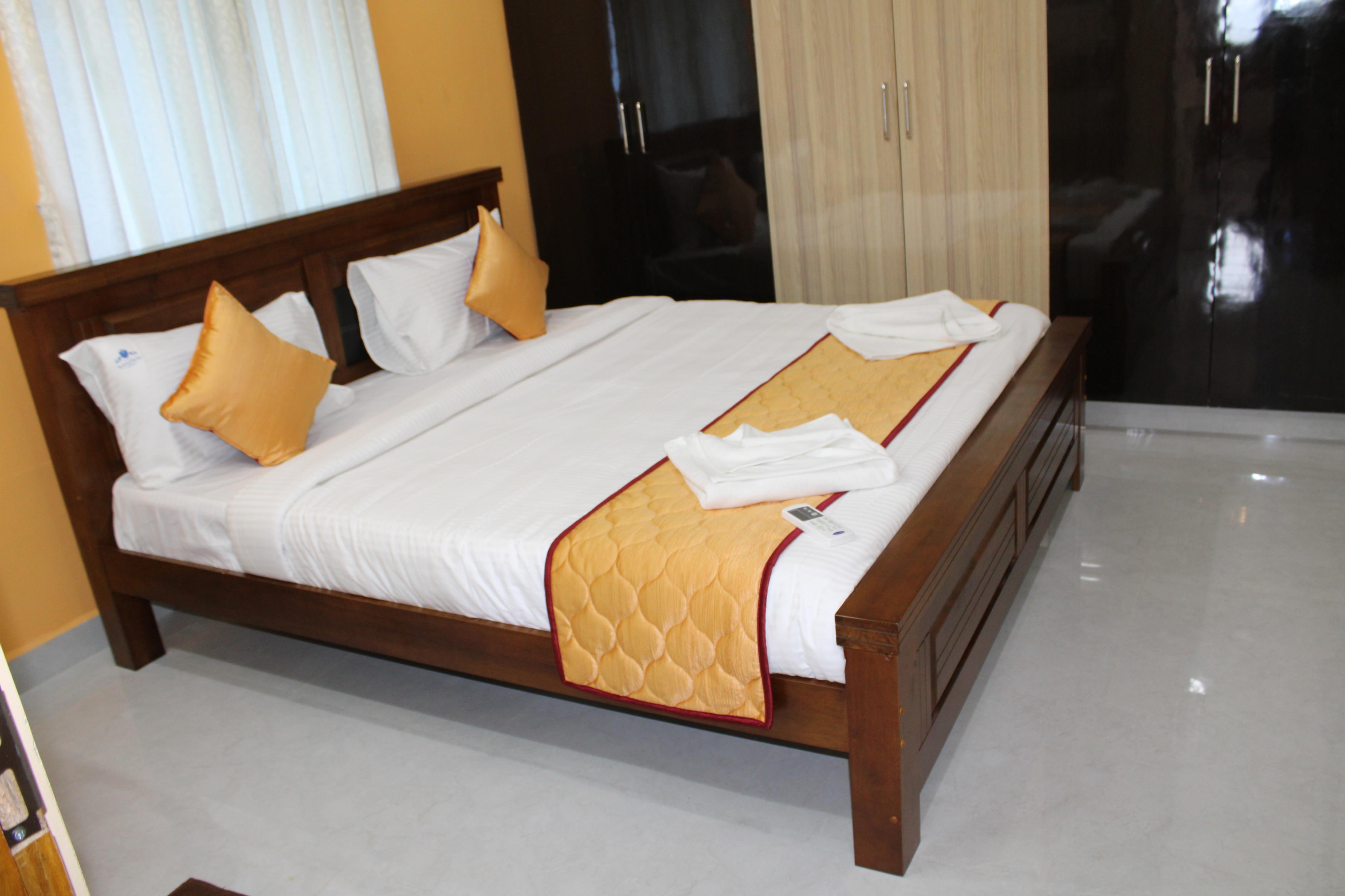 Tirumala Premium Homestay - Tap to explore photos