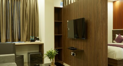 VOVO PREMIER HOTEL Room Type - SUITE