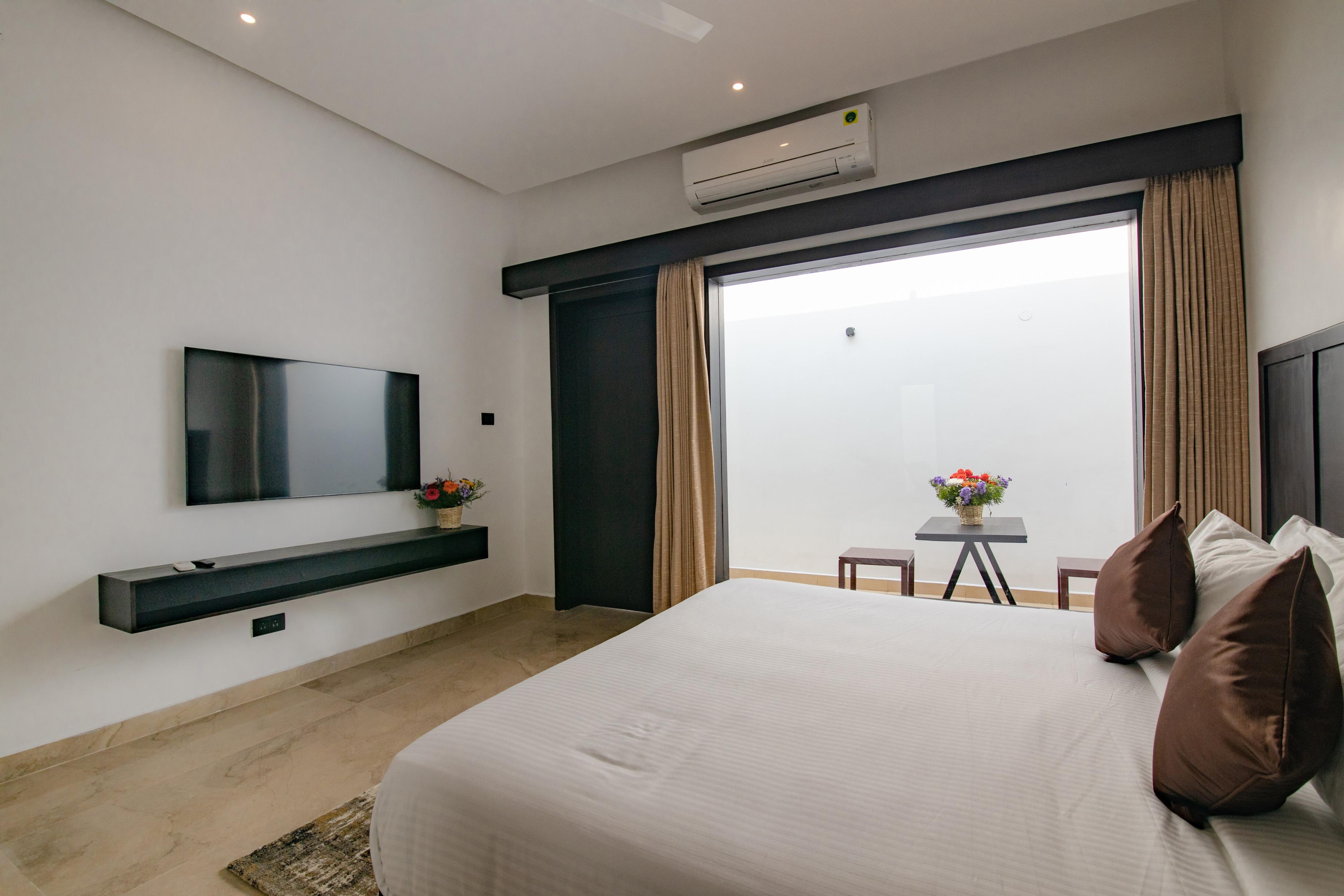The Saravi Resort Room Type - Club Room with Jacuzzi
