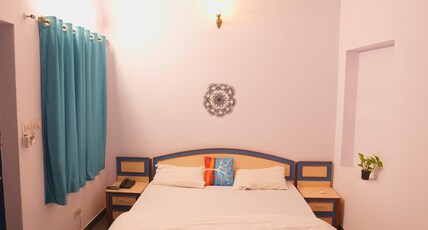 FOOTRA STAY & CAFE Room Type - Deluxe Room