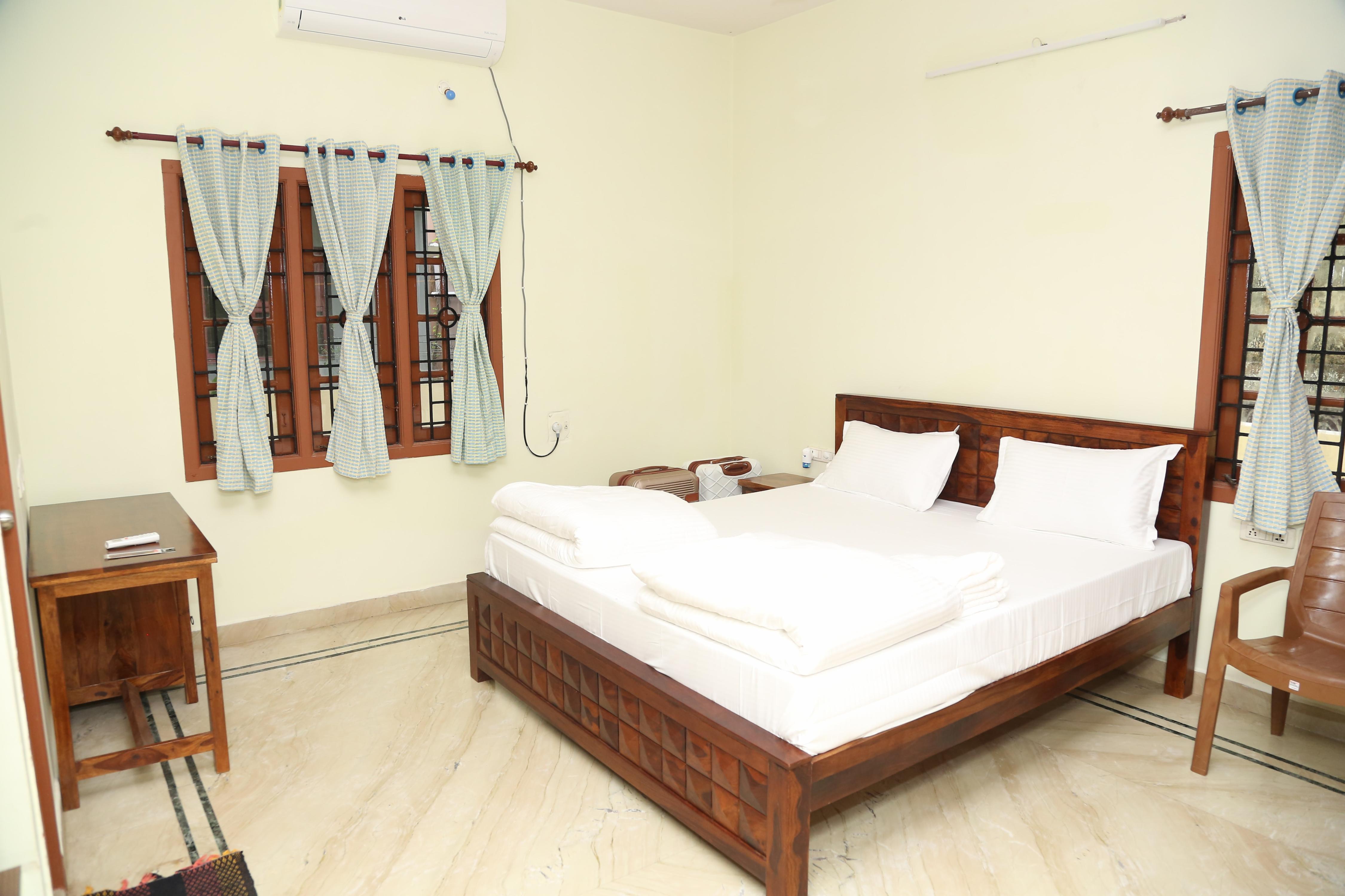 Lovely 3BHK Bungalow Apartment The Nest - Tap to explore photos