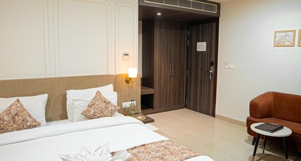 HHW BUDDHA LINEAGE Room Type - Signature Room