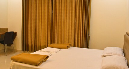 S K LODGE Room Type - DULEX AC