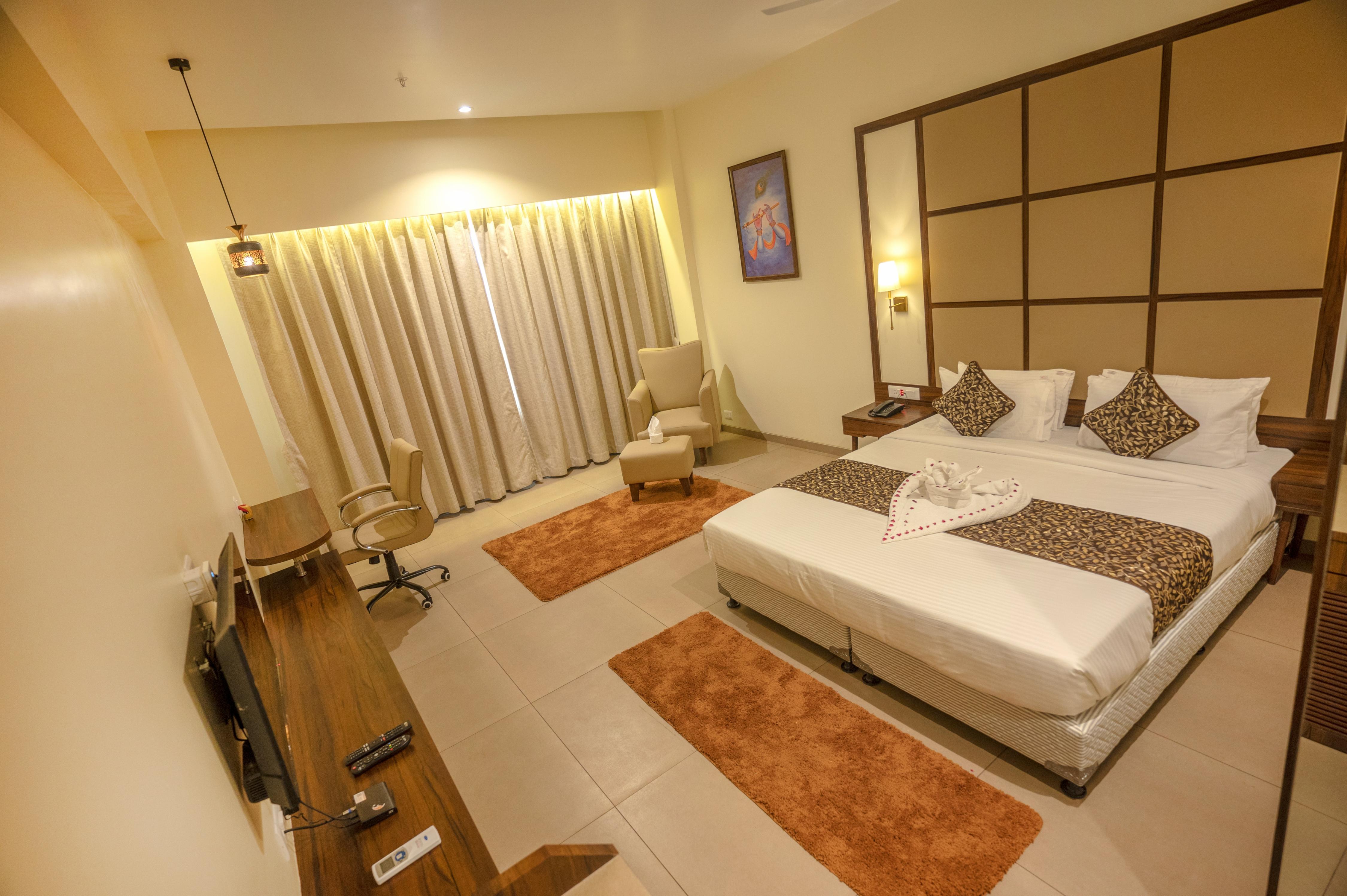 Hotel Utsav Square Room Type - AC Executive King Room