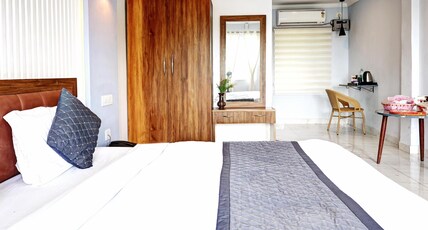 Ganeshwaram Hotel & Restaurant, Bhowali - (Nainital) Room Type - SUPERIOR ROOM