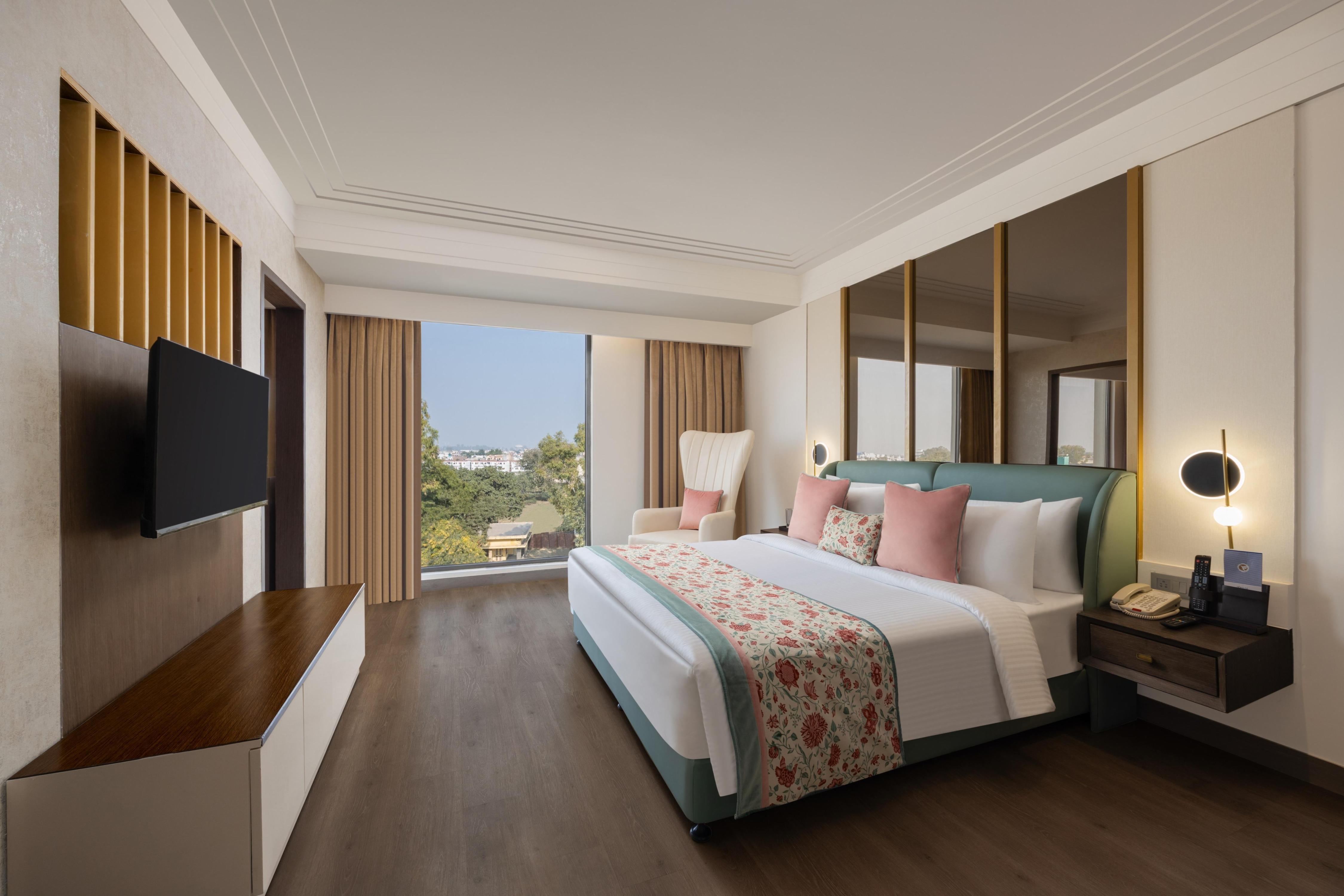 Fortune Park, Aligarh - Member ITC Hotels' Group Room Type - Deluxe King Room Fortune Park, Aligarh - Member ITC Hotels' Group Room Type - Deluxe King Room