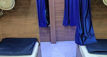 Kohinoor P G And Dormitory Room Type - Single Bed in Male Dormitory Room