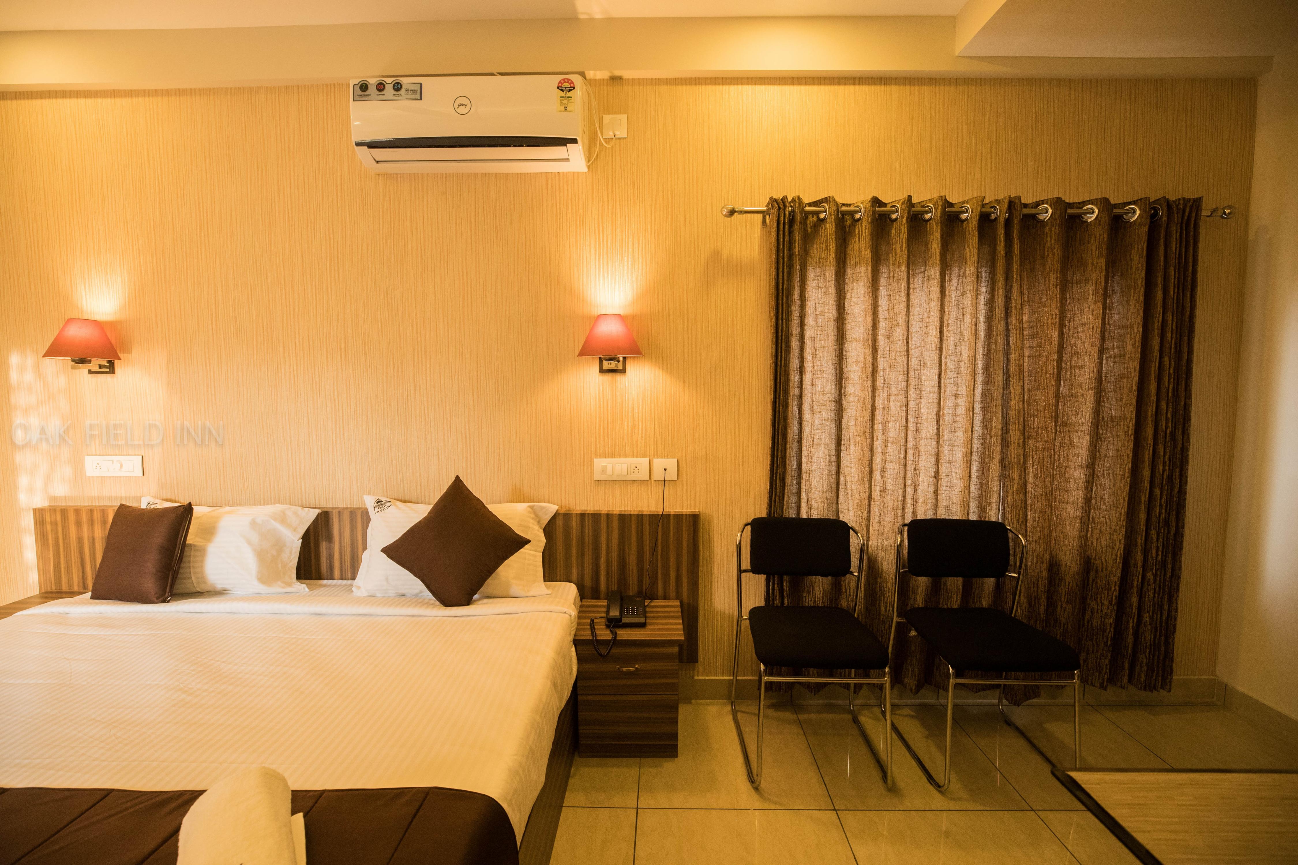 OAK FIELD INN Room Type - Superior AC