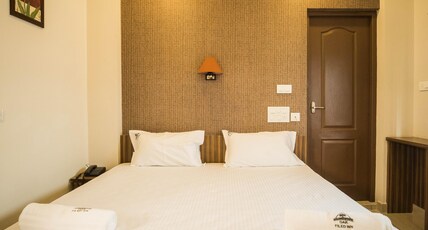 OAK FIELD INN Room Type - Standard Double Non AC
