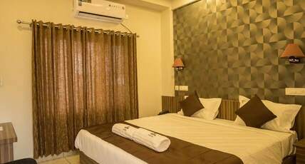 OAK FIELD INN Room Type - Standard Double AC