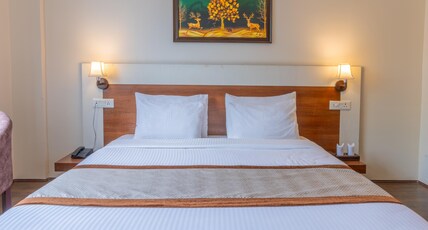 Crown Prince Room Type - STANDARD DELUXE ROOM