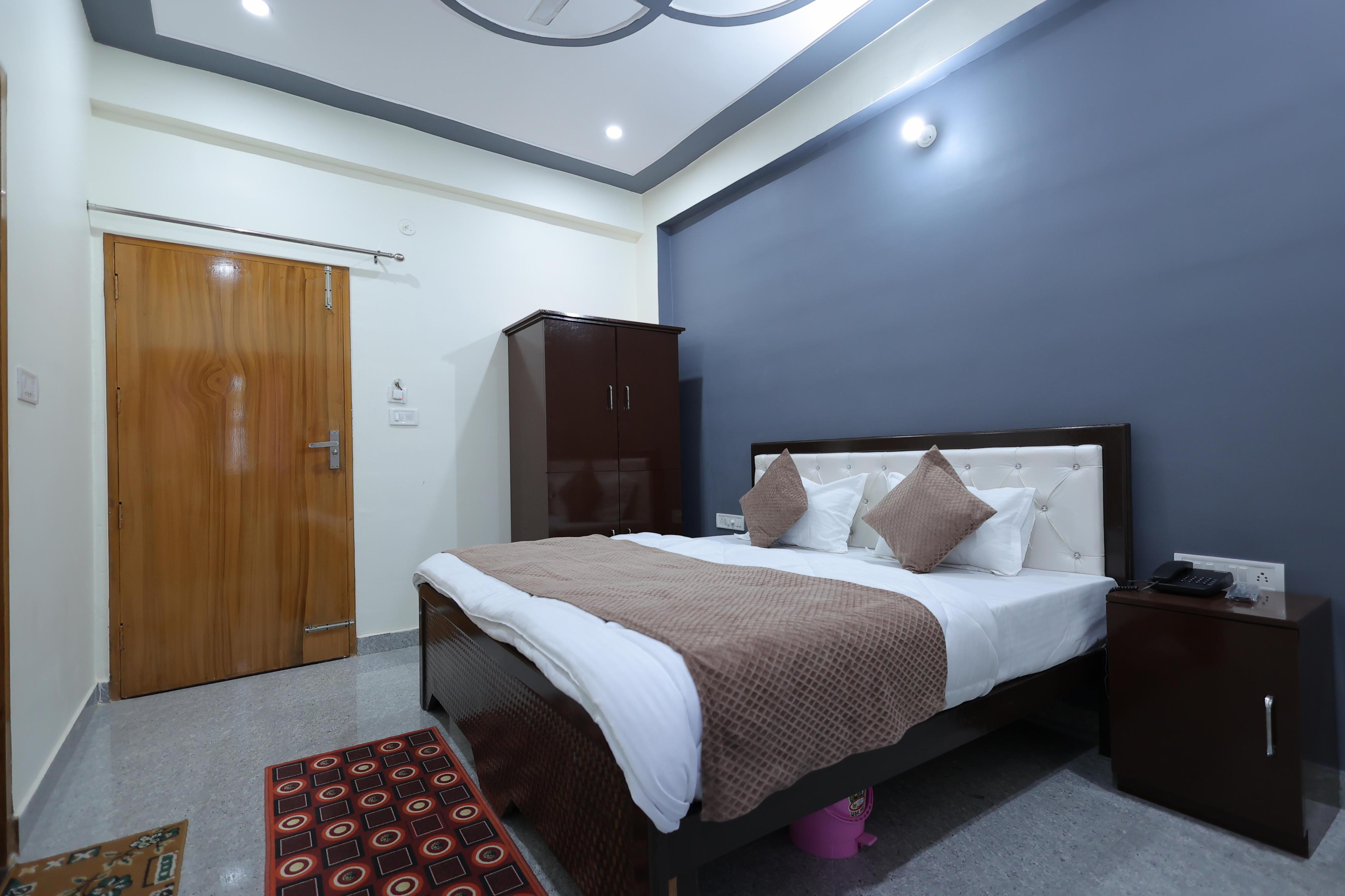 Shiv Shakti Wellness - Tap to explore photos