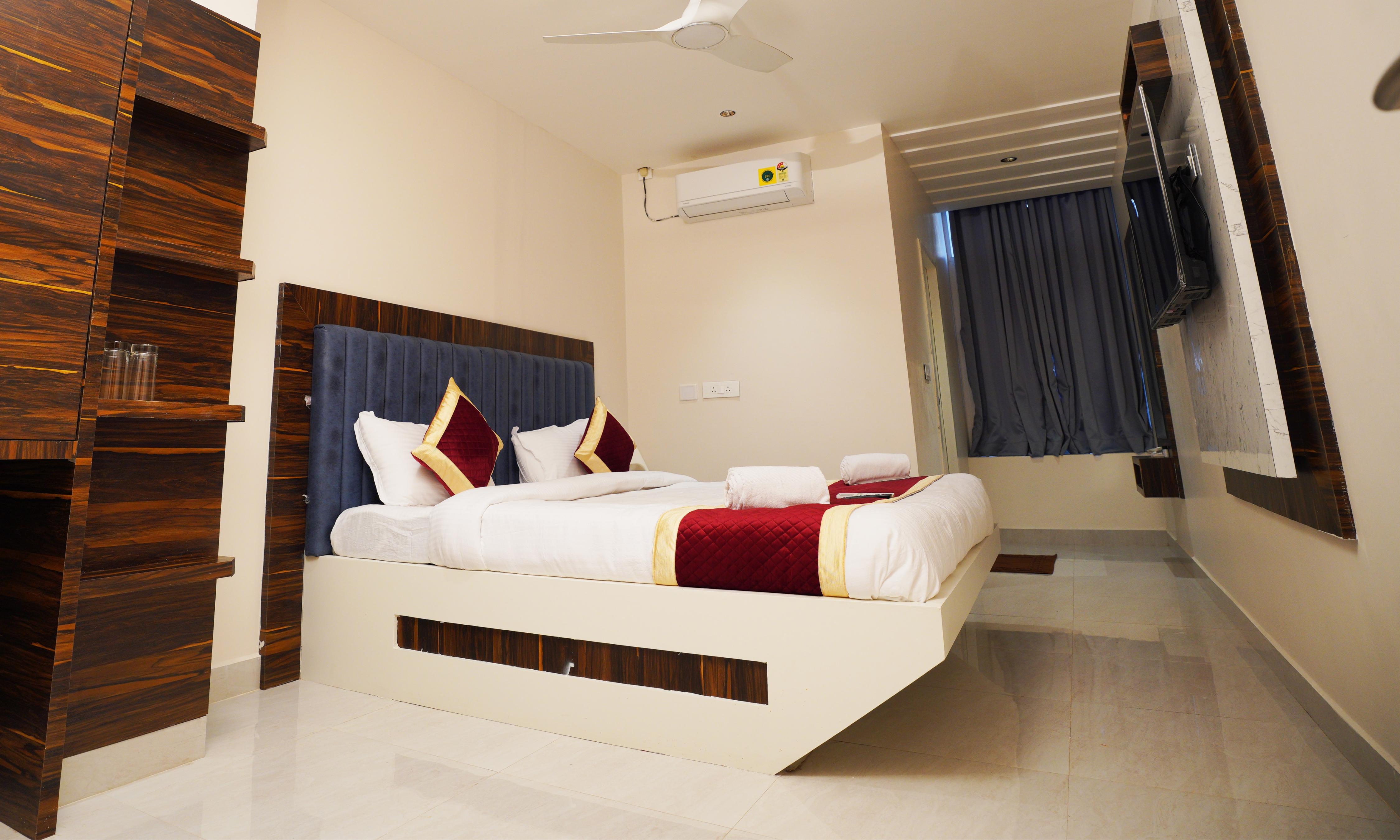 S V Royal Luxury Rooms Room Type - Executive Room