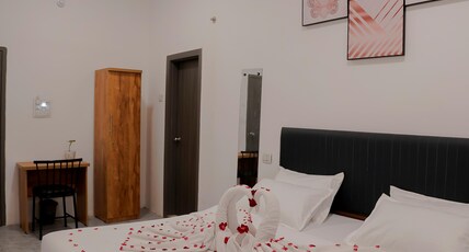 Hotel Royal Accord Room Type - Super deluxe Room