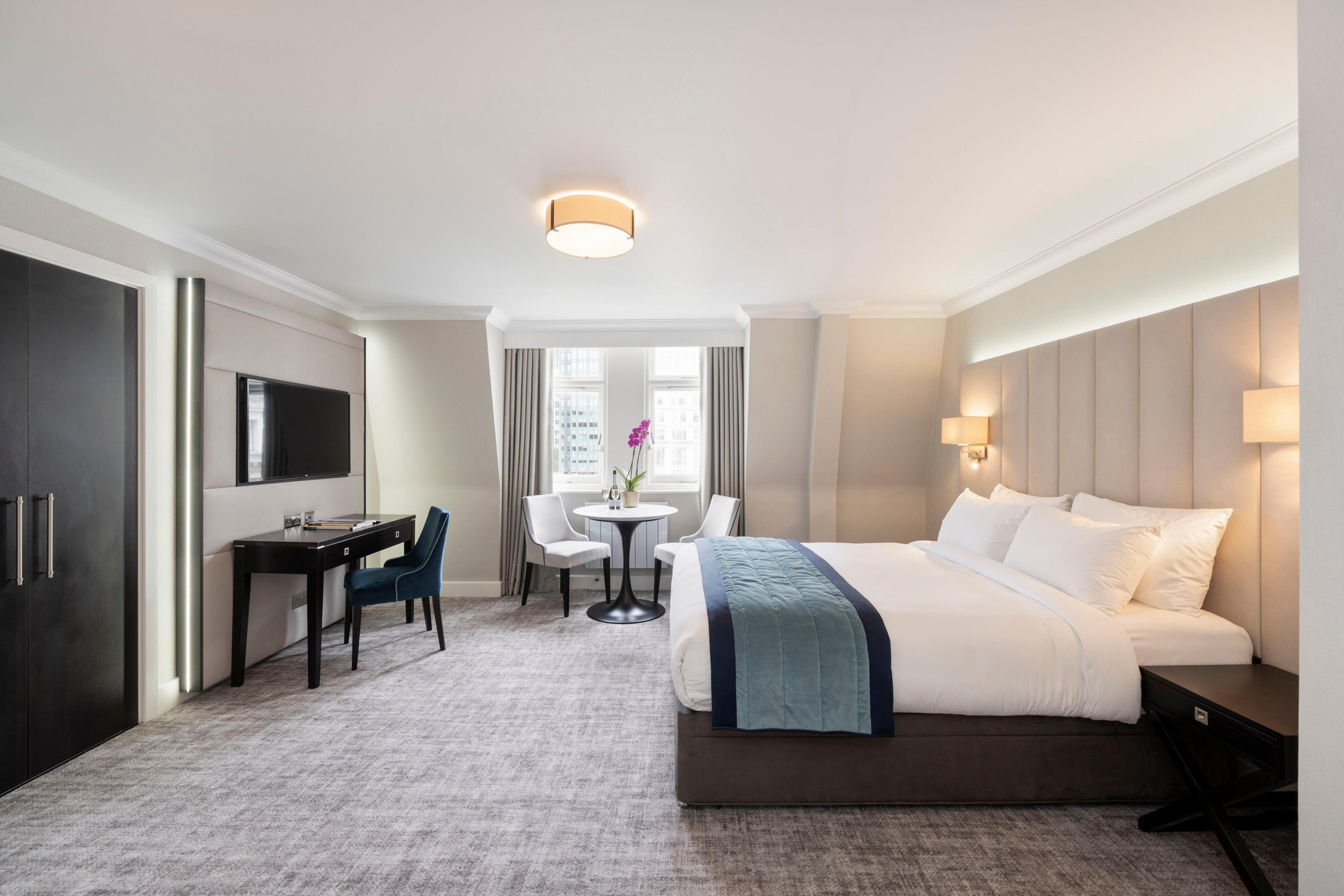 Tower Residences by Blue Orchid, Tower Bridge - Tap to explore photos