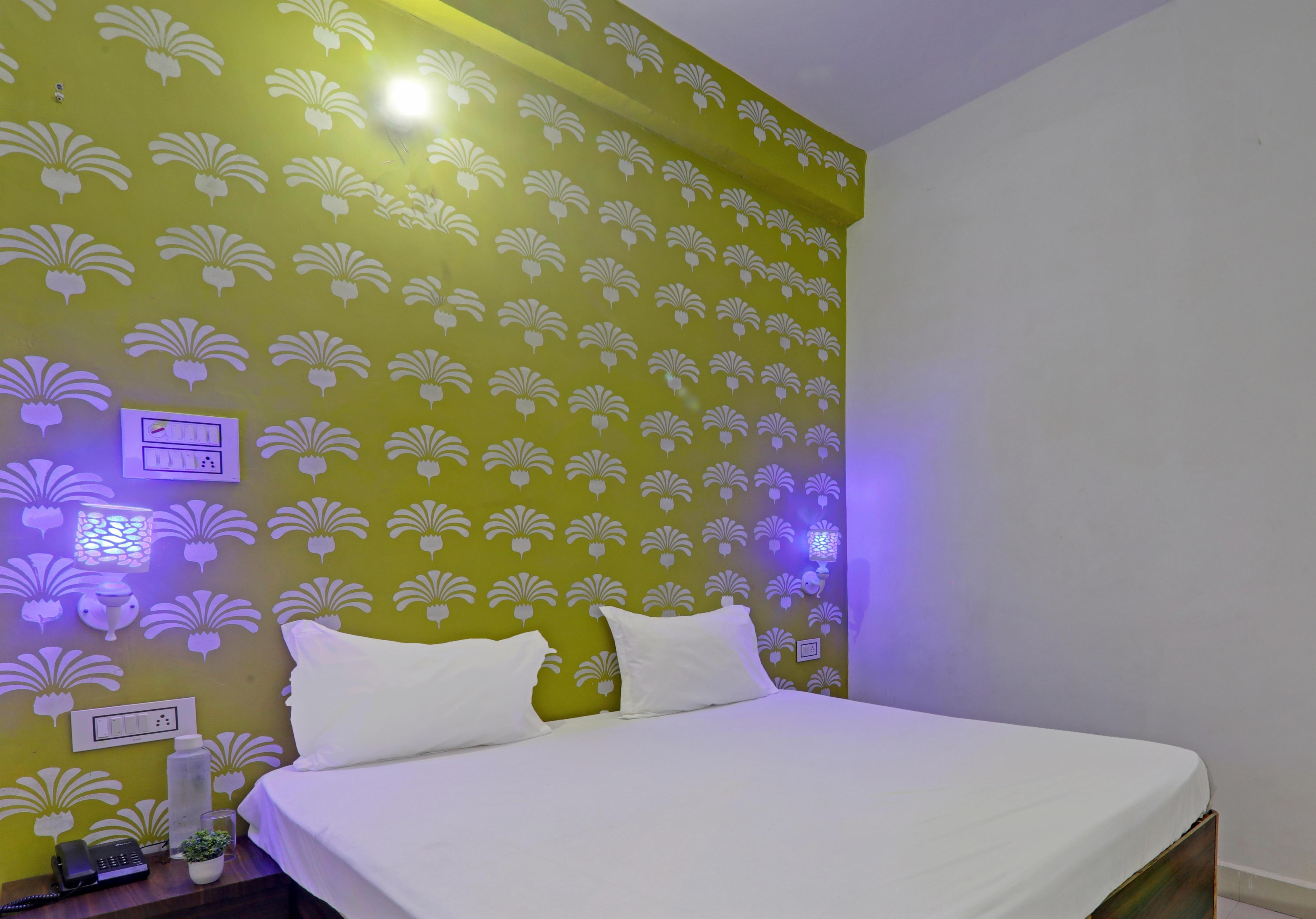 HOTEL O SURYA INN - Tap to explore photos