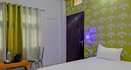 Super Hotel O Surya Inn Room Type - Classic