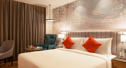 Golden Tulip Bhopal Room Type - Superior room - 1 Double Bed Golden Tulip Bhopal Room Type - Superior room - 1 Double Bed