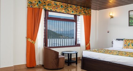 Summit Sherpa Mountain Hotel & Spa Room Type - Premium Room with Balcony, Mountain and River View